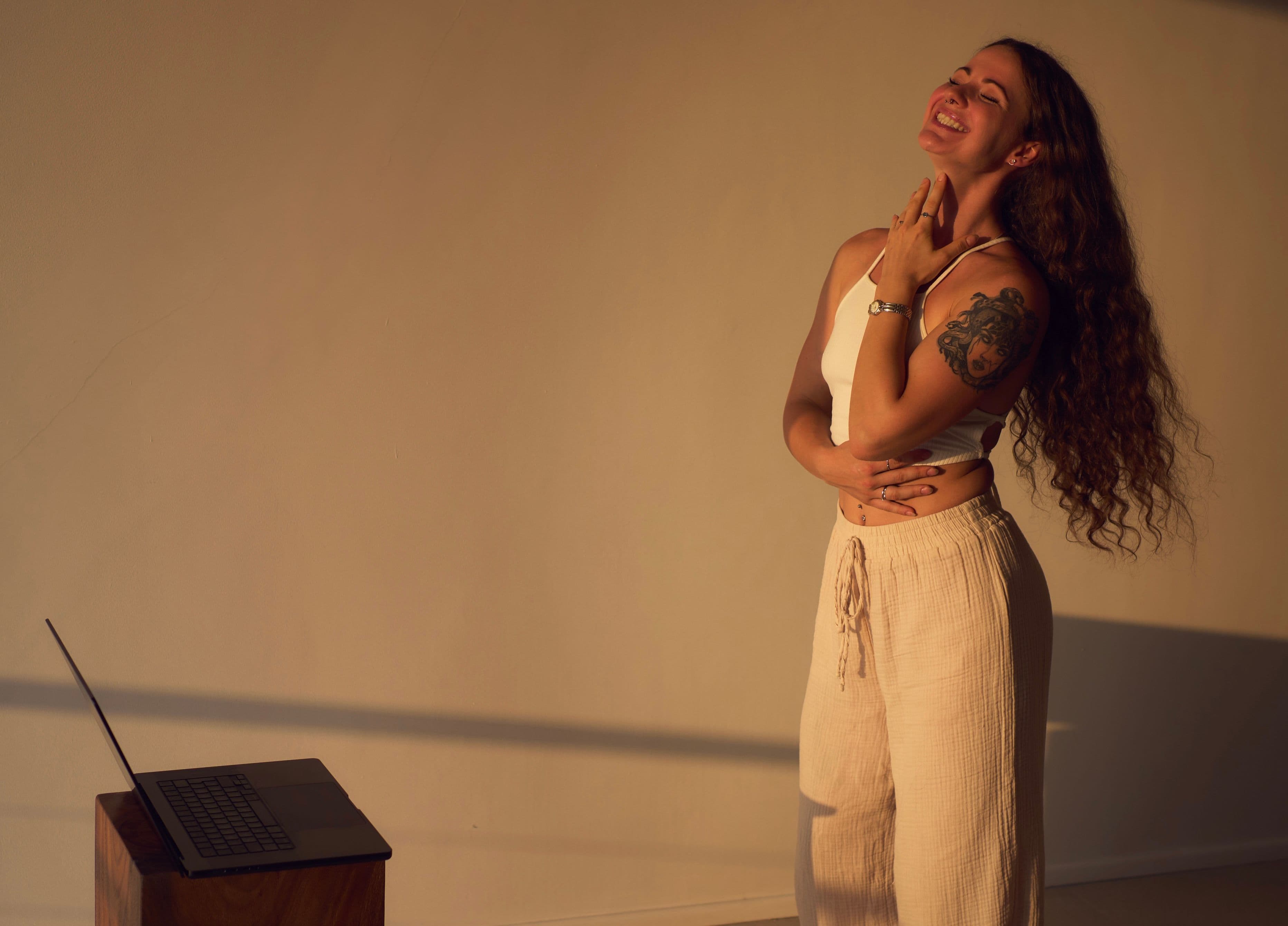 Lina – Female Balance Sisterhood